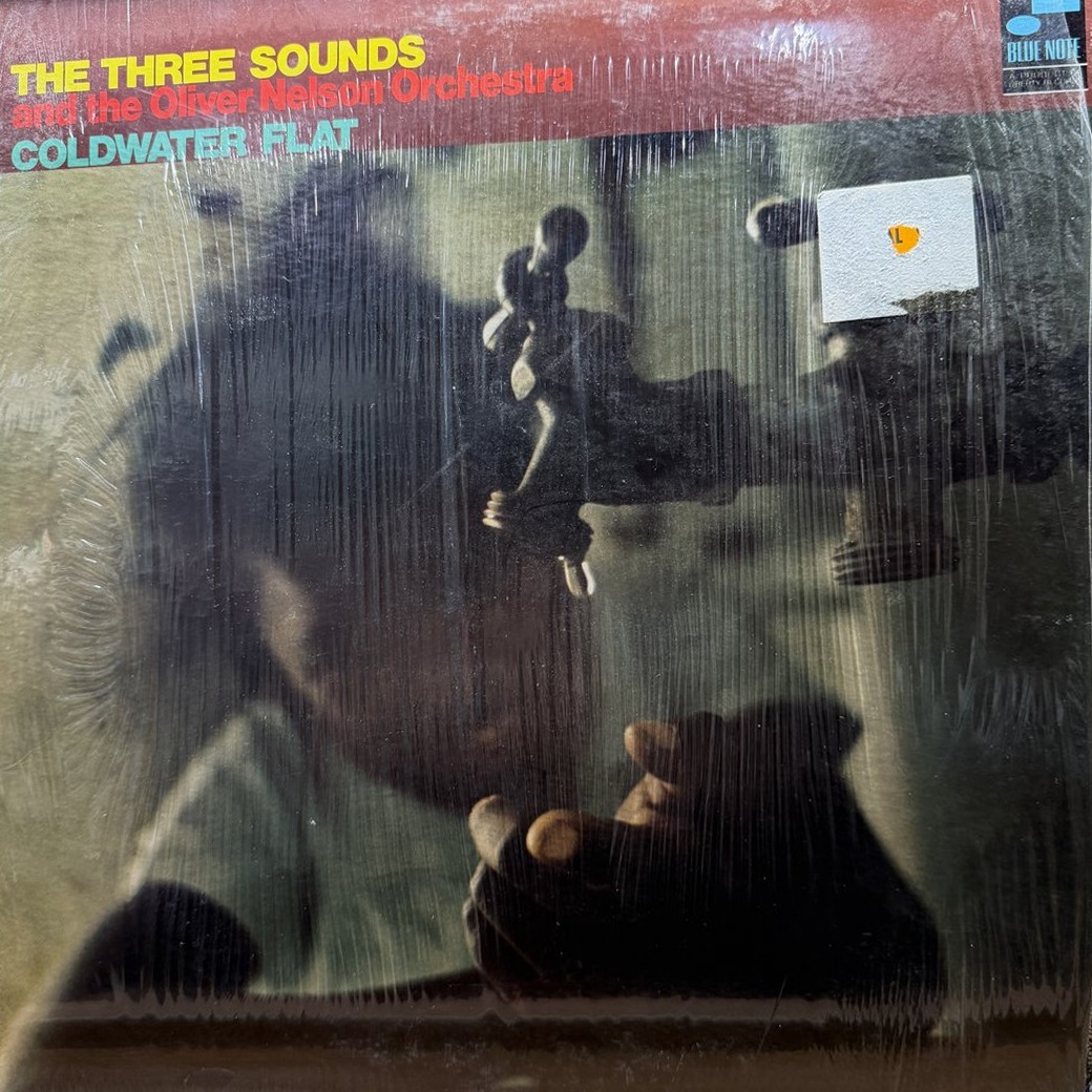 The Three Sounds And The Oliver Nelson Orchestra 〈Coldwater Flat〉 자켓
