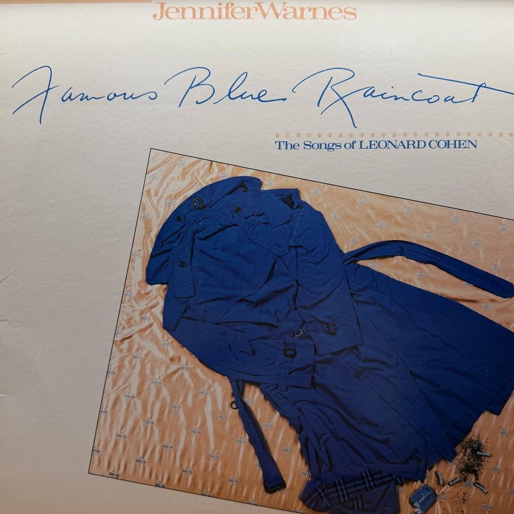 Jennifer Warnes 〈Famous Blue Raincoat (The Songs Of Leonard Cohen)〉 자켓