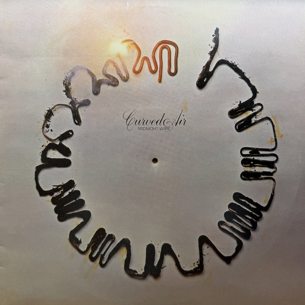 Curved Air 〈Midnight Wire〉 자켓