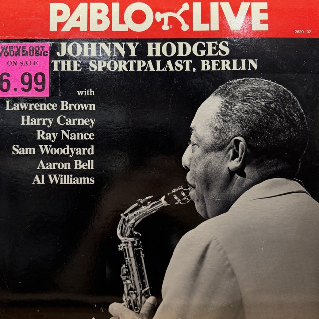 Johnny Hodges 〈At The Sportpalast, Berlin〉 자켓