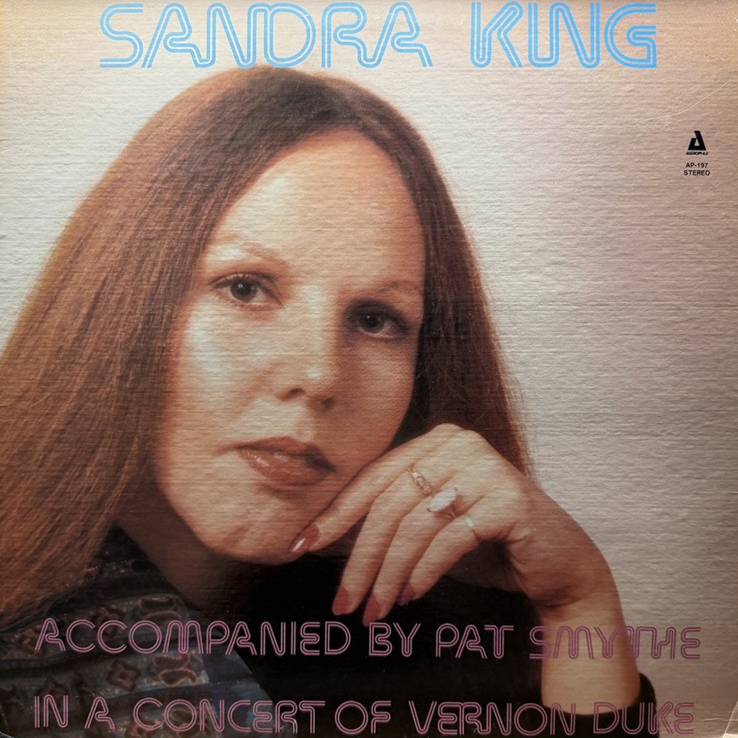 Sandra King Accompanied By Pat Smythe 〈In A Concert Of Vernon Duke〉 자켓