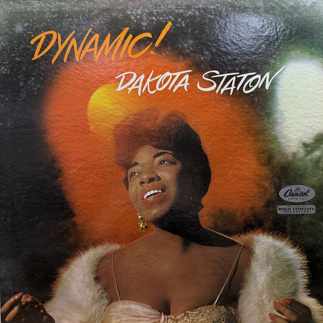 Dakota Staton 〈Dynamic!〉 자켓