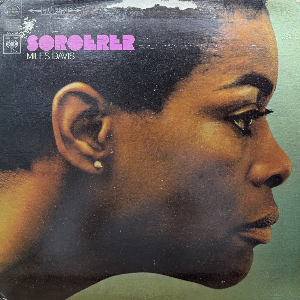 Miles Davis 〈Sorcerer〉 자켓