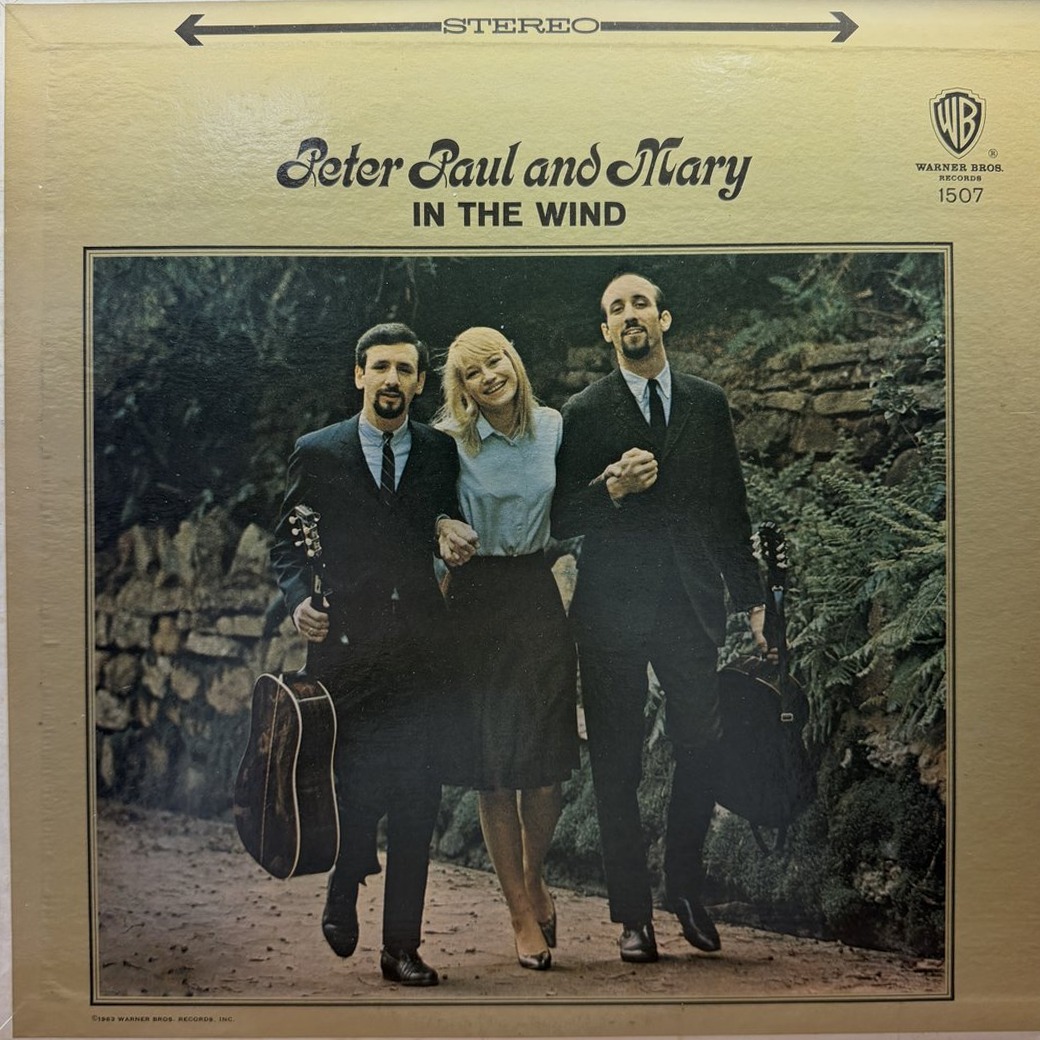 Peter Paul And Mary 〈In The Wind〉 자켓