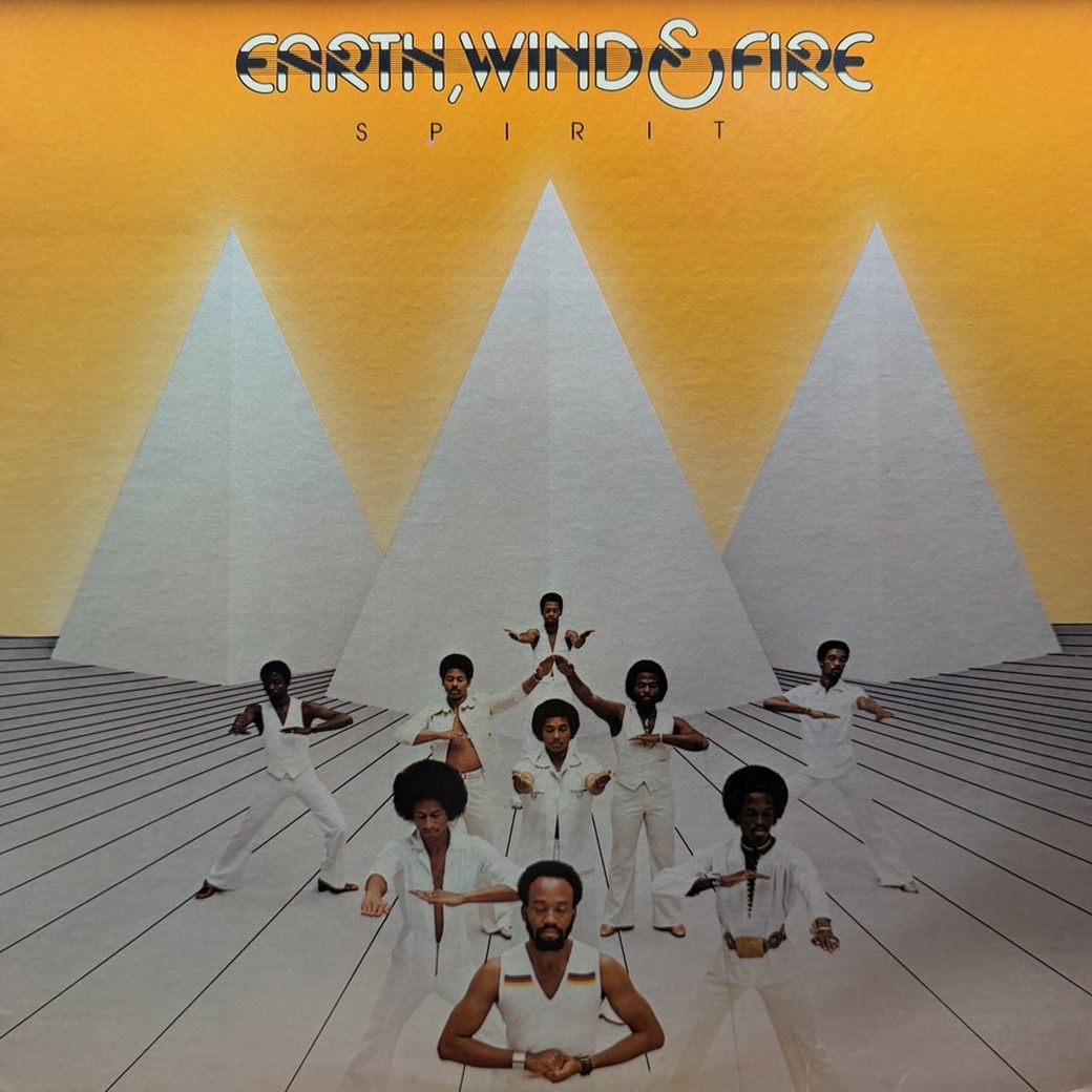 Earth, Wind & Fire 〈Spirit〉 자켓