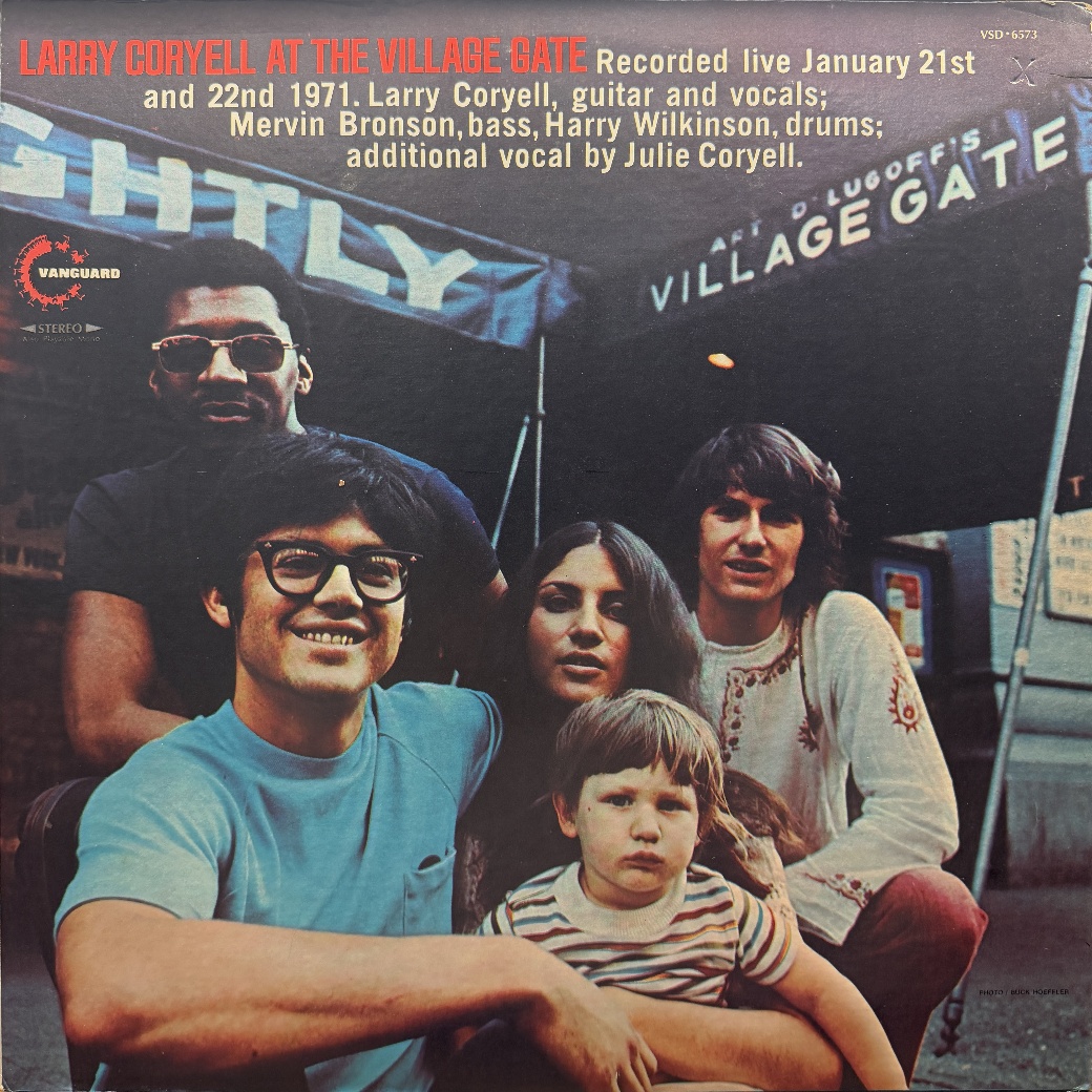 Larry Coryell 〈At The Village Gate〉 자켓