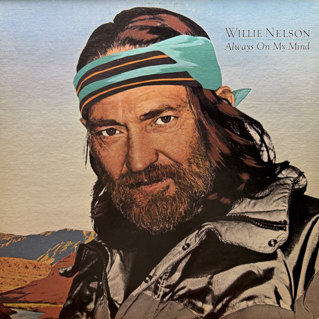Willie Nelson 〈Always On My Mind〉 자켓