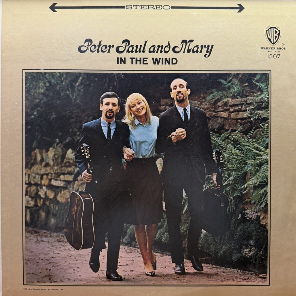Peter, Paul And Mary 〈In The Wind〉 자켓