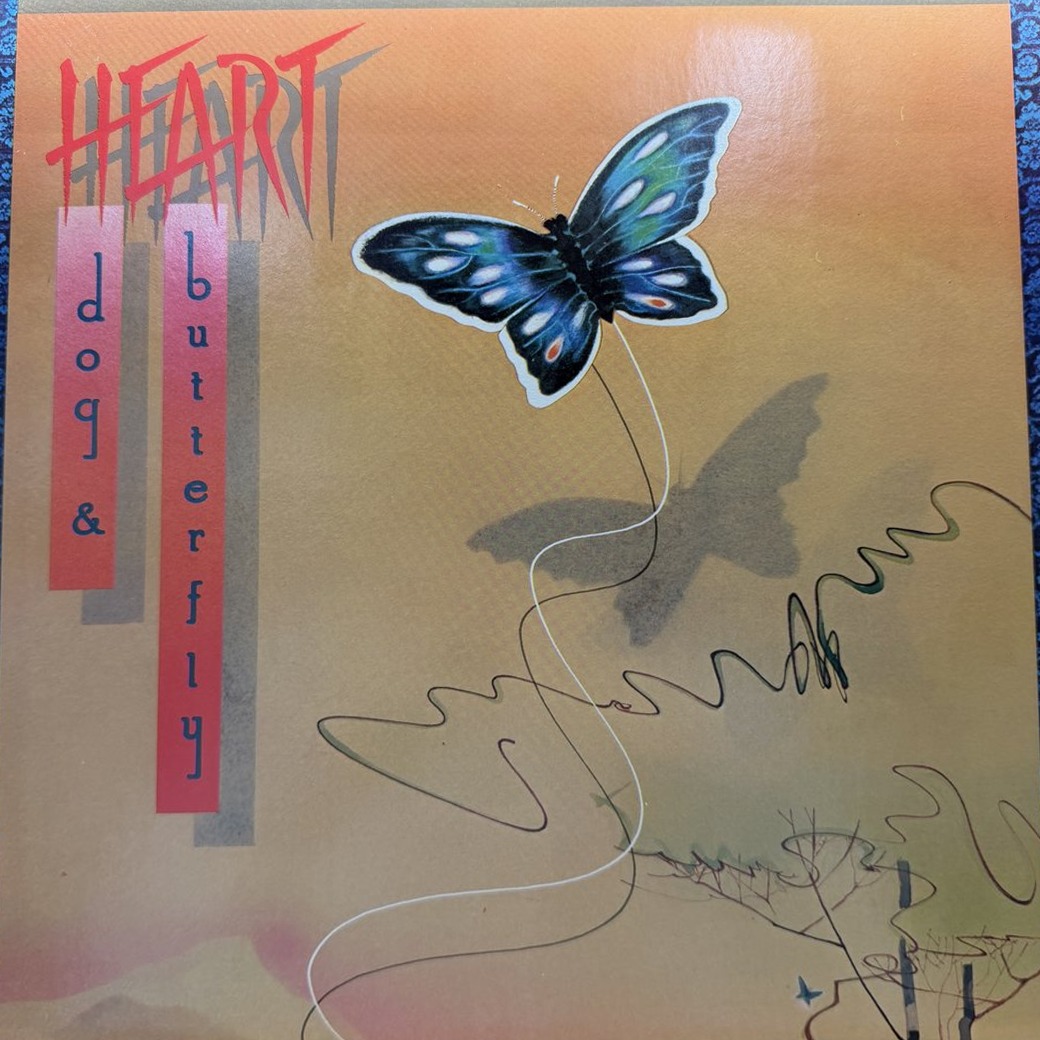 Heart 〈Dog & Butterfly〉 자켓