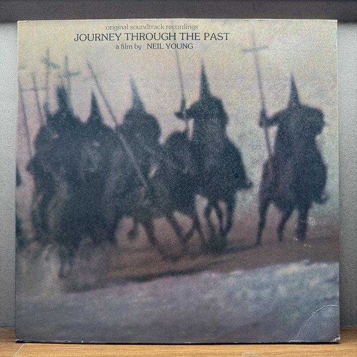 Neil Young 〈Journey Through The Past〉 자켓