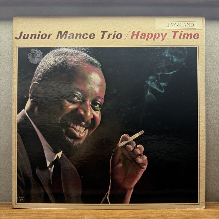 Junior Mance Trio 〈Happy Time〉 자켓