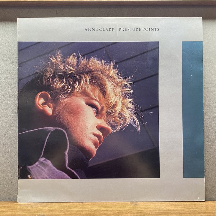 Anne Clark 〈Pressure Points〉 자켓